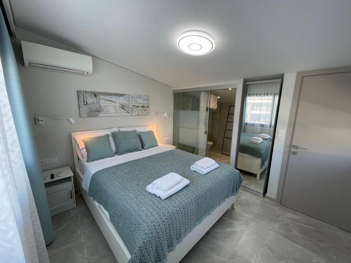 Callisto Luxury Suite Nikiti  Exterior photo