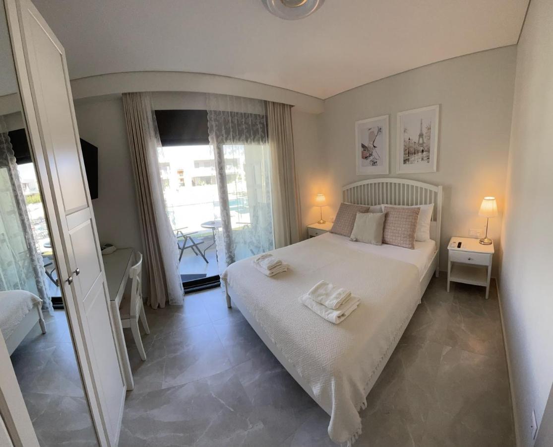 Callisto Luxury Suite Nikiti  Exterior photo
