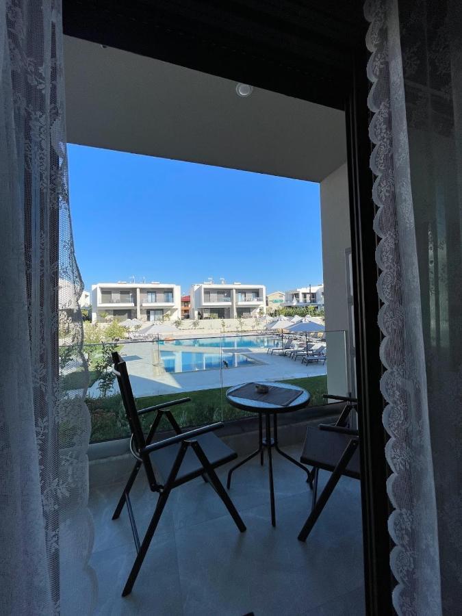 Callisto Luxury Suite Nikiti  Exterior photo