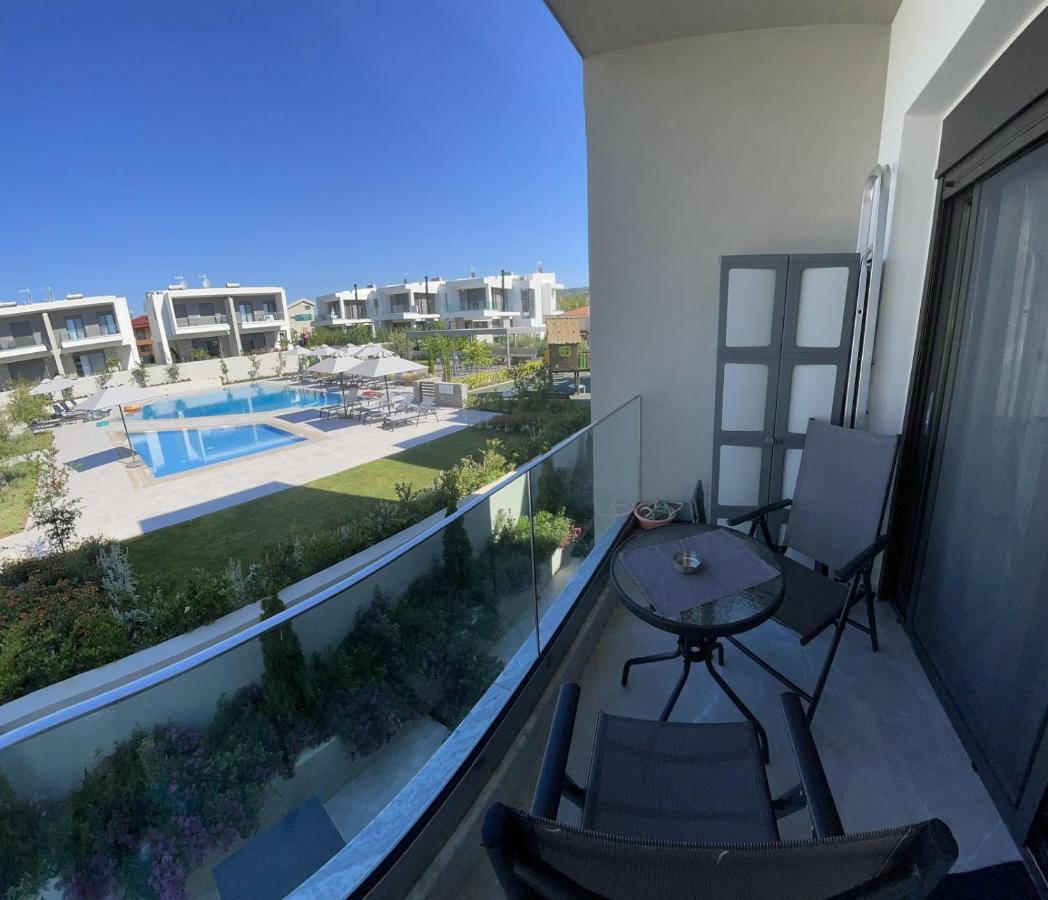 Callisto Luxury Suite Nikiti  Exterior photo